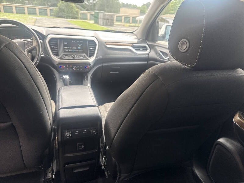 2019 GMC Acadia SLE-2