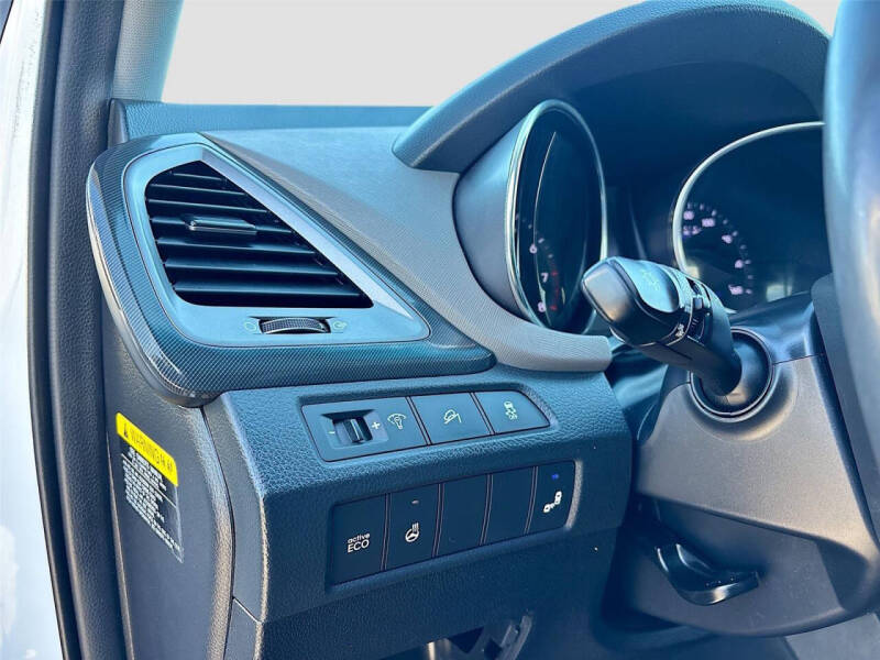 2016 Hyundai Santa Fe Sport 2.4L