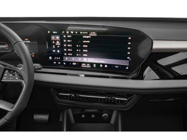 2025 Audi Q6 e-tron quattro Premium Plus