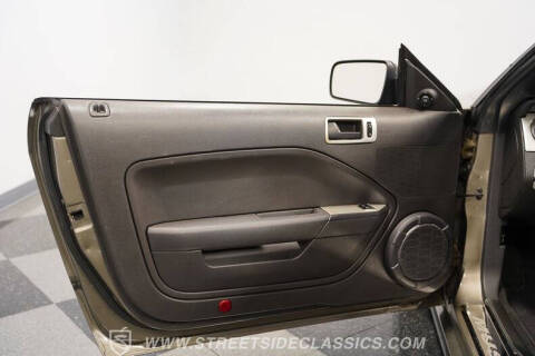 2005 Ford Mustang