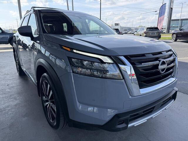 2025 Nissan Pathfinder Platinum