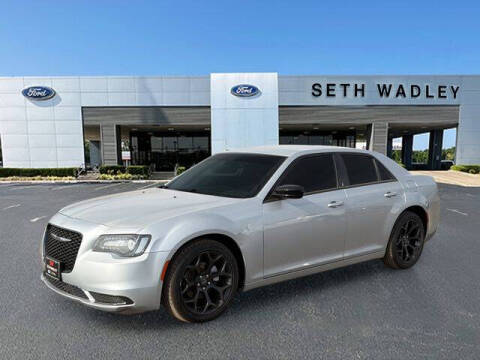 2020 Chrysler 300 Touring