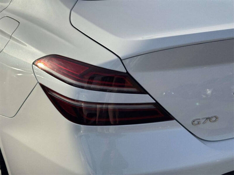 2026 Genesis G70 2.5T Prestige
