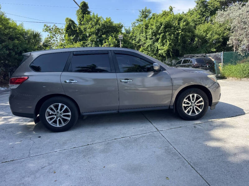 2014 Nissan Pathfinder S