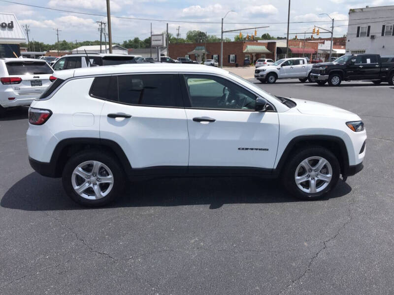 2023 Jeep Compass Sport