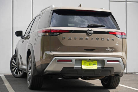 2024 Nissan Pathfinder Platinum