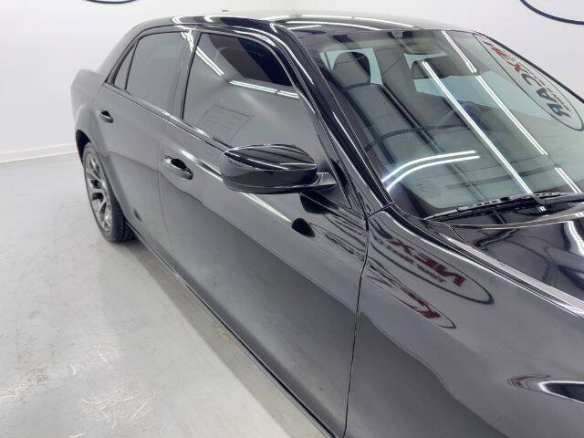 2018 Chrysler 300