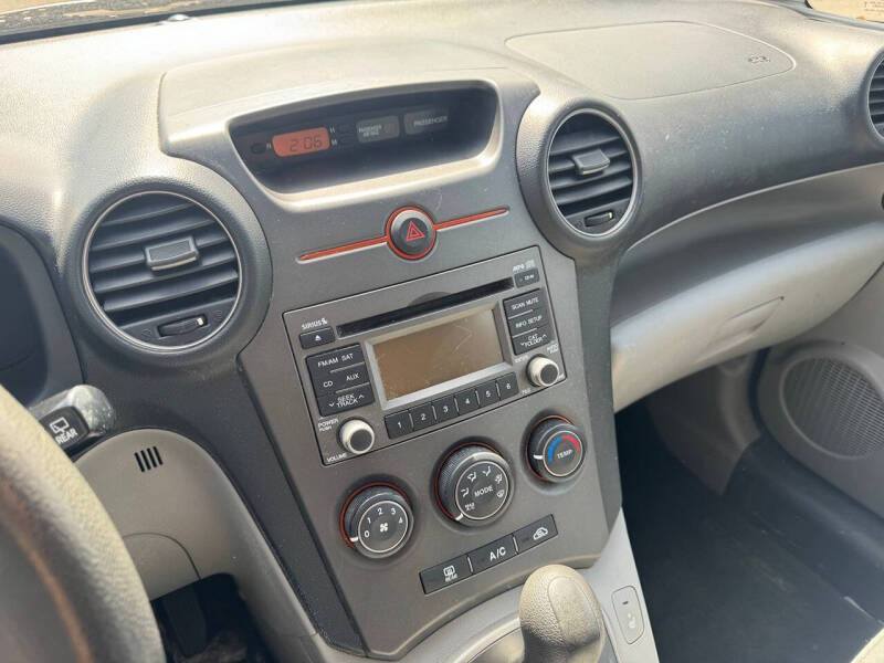 2009 Kia Rondo EX