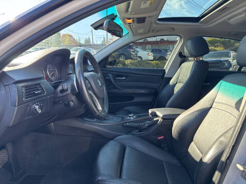 2011 BMW 3 Series 335i