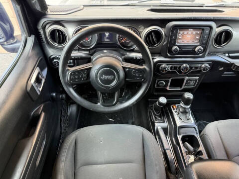 2020 Jeep Gladiator Sport