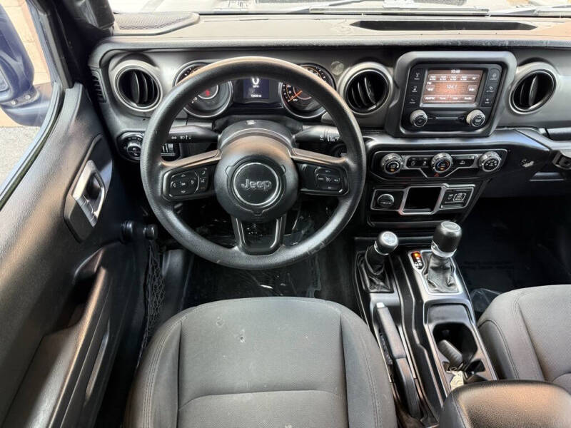 2020 Jeep Gladiator Sport