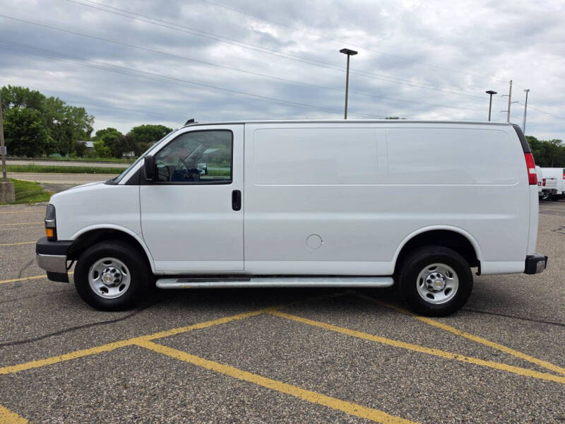 2024 Chevrolet Express 2500
