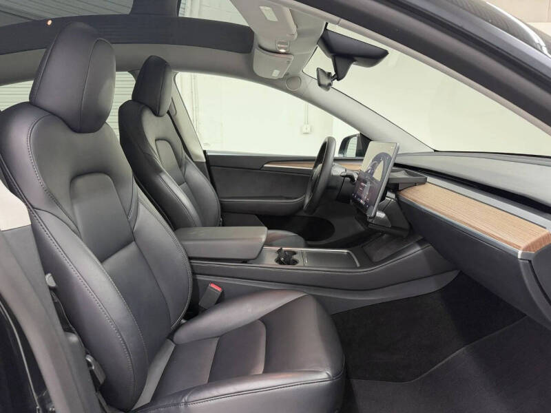2025 Tesla Model Y Long Range