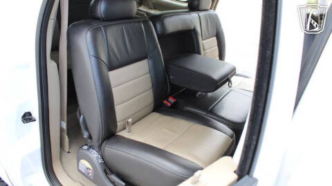 2005 Ford Excursion Eddie Bauer