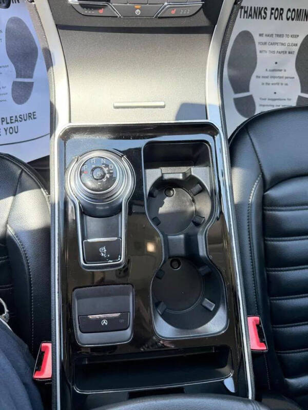 2020 Ford Edge