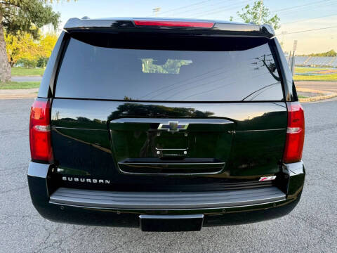 2019 Chevrolet Suburban LT