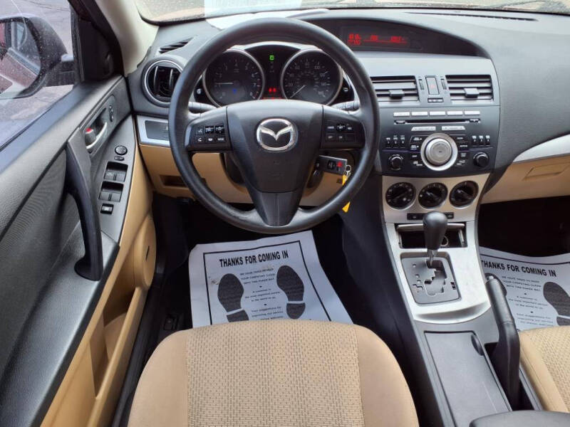 2011 Mazda MAZDA3 i Touring