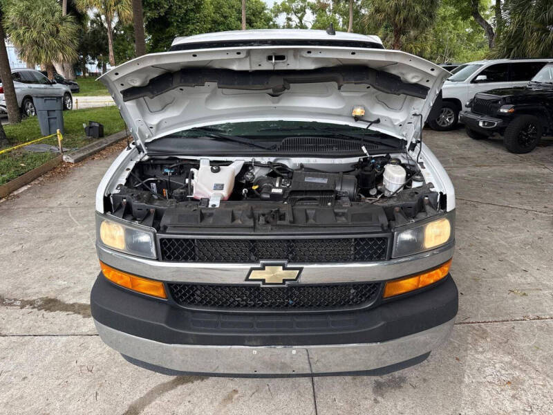 2020 Chevrolet Express LT 3500