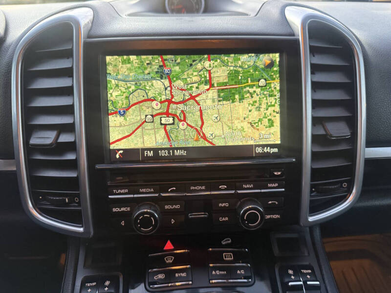 2016 Porsche Cayenne
