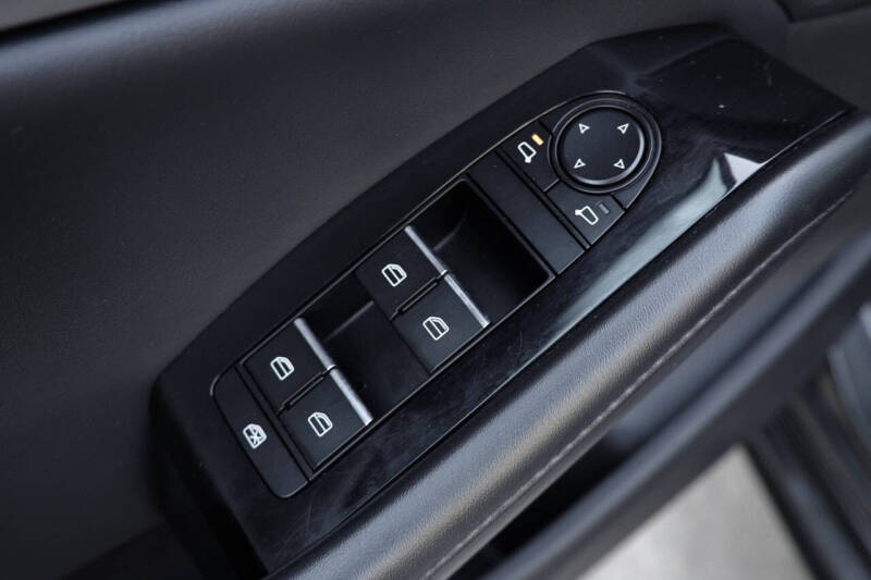 2025 Mazda Mazda3 Sedan 2.5 S Select Sport