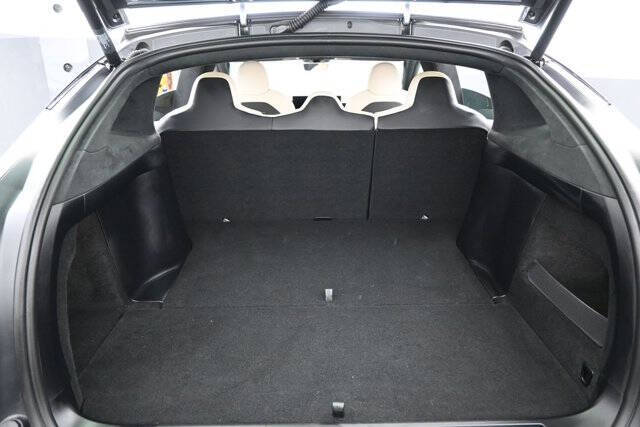 2025 Tesla Model X