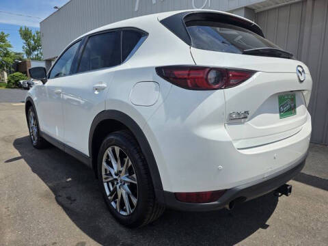 2021 Mazda CX-5 Signature