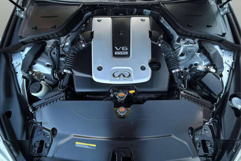 2014 Infiniti Q50 Premium