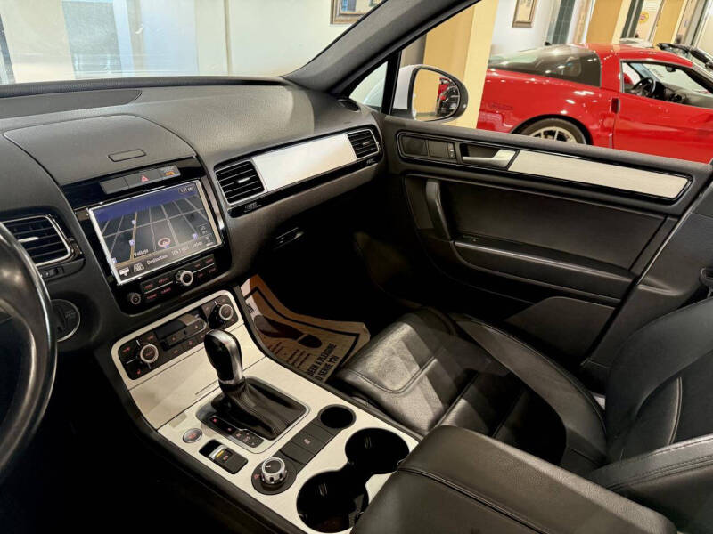 2014 Volkswagen Touareg TDI R-Line