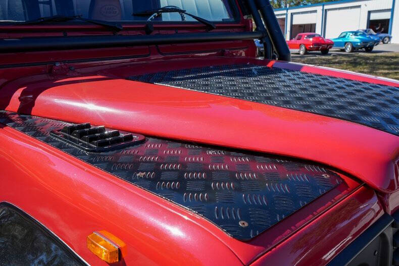 1991 Land Rover Defender