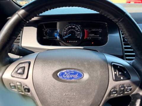 2018 Ford Taurus SEL