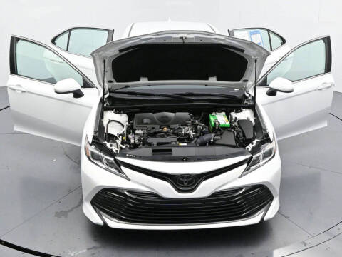 2020 Toyota Camry LE