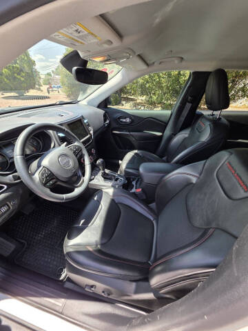 2019 Jeep Cherokee Trailhawk
