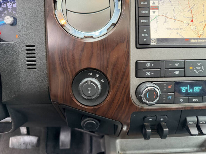 2012 Ford F-250 Super Duty Lariat