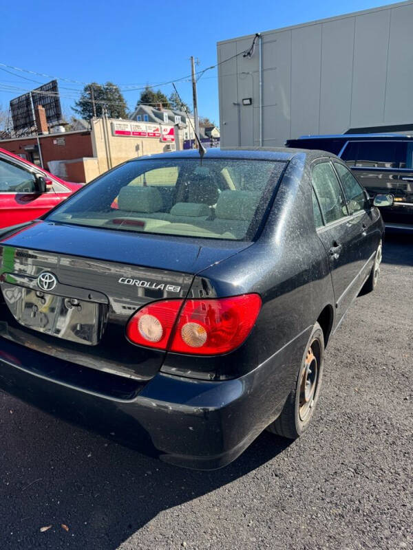 2007 Toyota Corolla CE photo 9