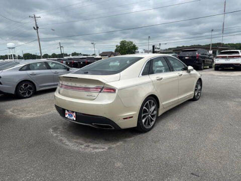2018 Lincoln MKZ Select