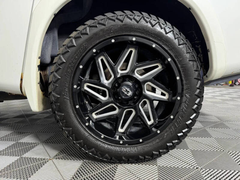 2013 Nissan Armada Platinum
