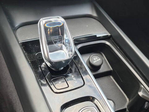 2024 Volvo S60 B5 Plus Black Edition