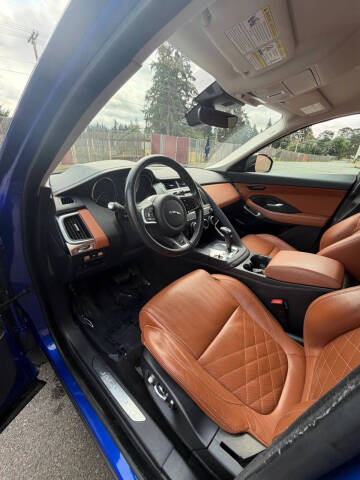 2020 Jaguar E-PACE P250 SE