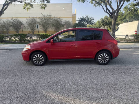 2010 Nissan Versa 1.8 S