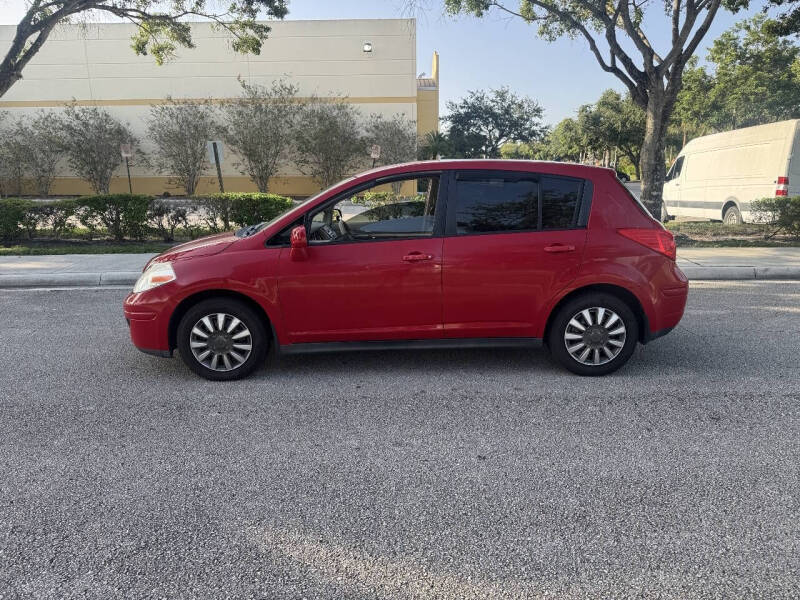 2010 Nissan Versa 1.8 S