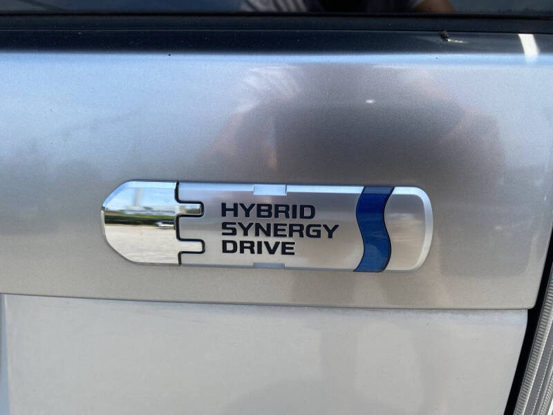2013 Toyota Prius Plug-in Hybrid Advanced
