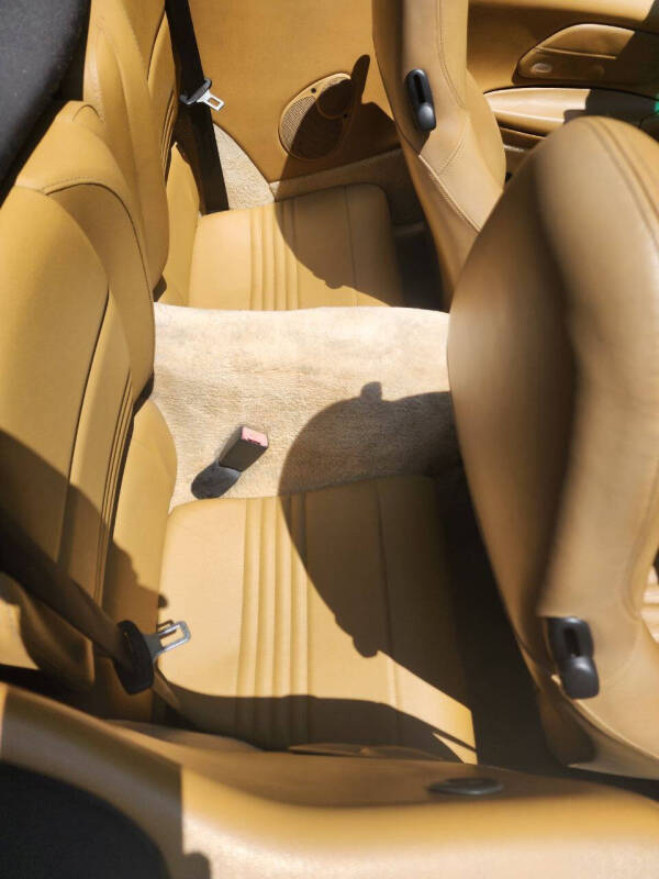 2001 Porsche 911 Carrera
