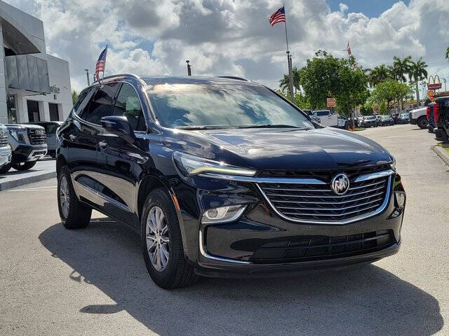 2022 Buick Enclave Essence