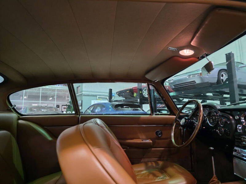 1966 Aston Martin DB6