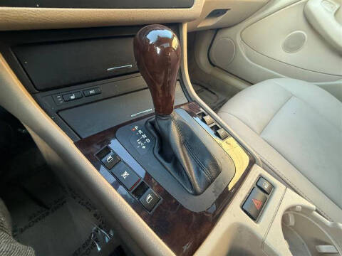 2003 BMW 3 Series 325i