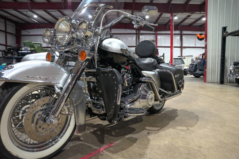 2003 Harley-Davidson FLH