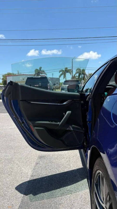 2014 Maserati Ghibli