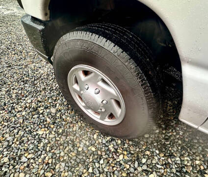 2010 Ford E-Series E-250