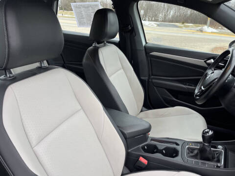 2020 Volkswagen Jetta R-Line