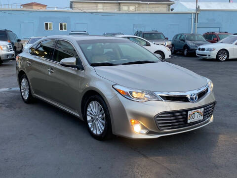 2014 Toyota Avalon Hybrid for sale at Car Studio in San Leandro CA